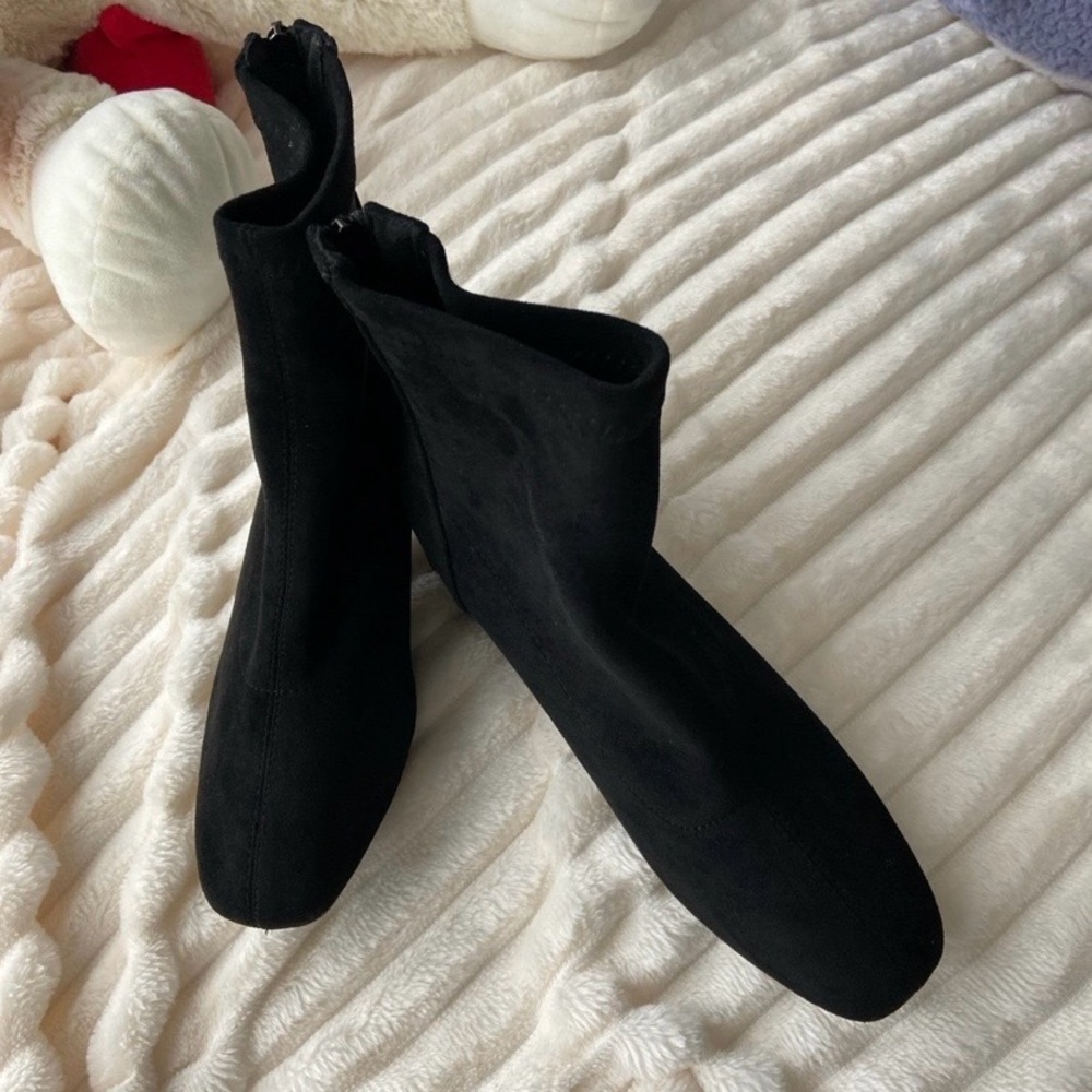 Elegant Black Women's Ankle Boots